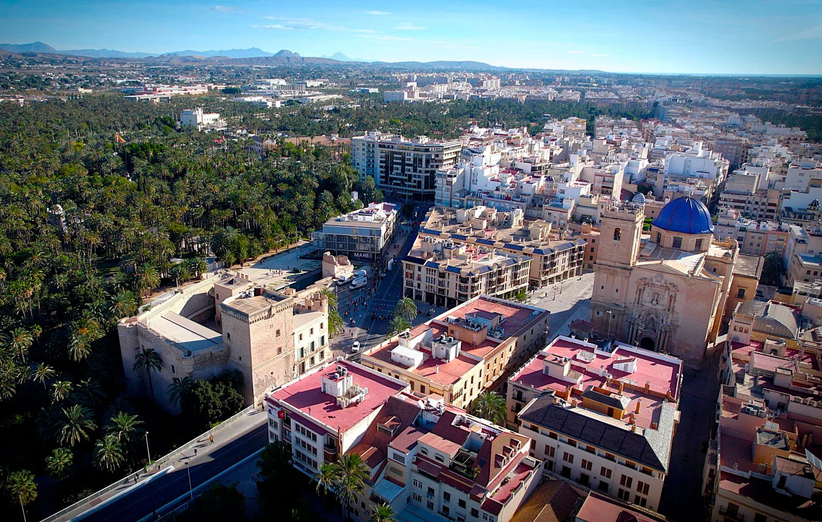 Visit Elche